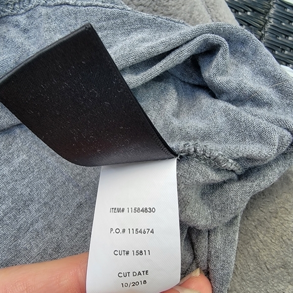 2/$20 Torrid Santa Believe Raglan Tee Size? - Picture 8 of 9